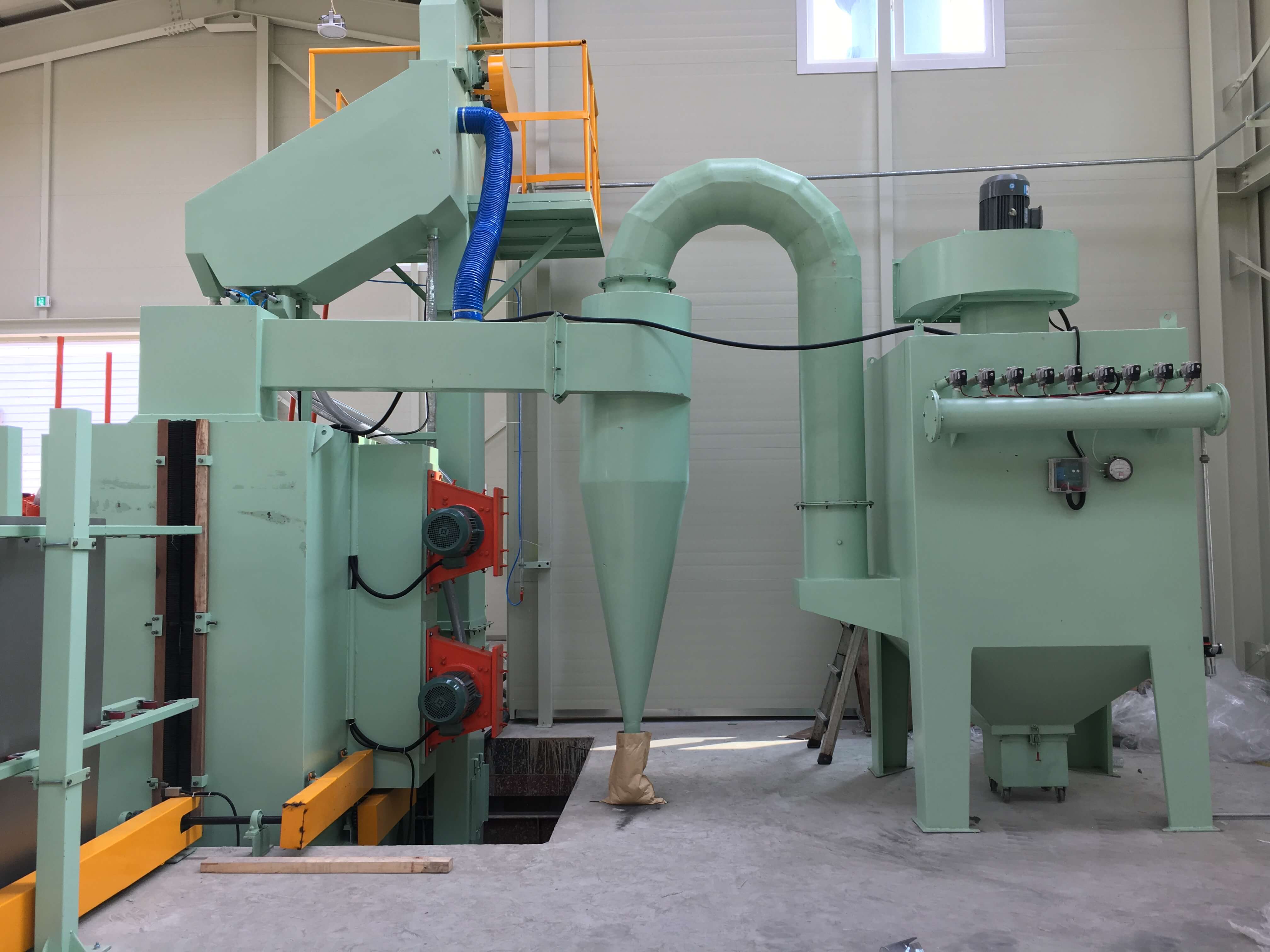 Shot blasting machine for Stainless steel press plate 4.JPG